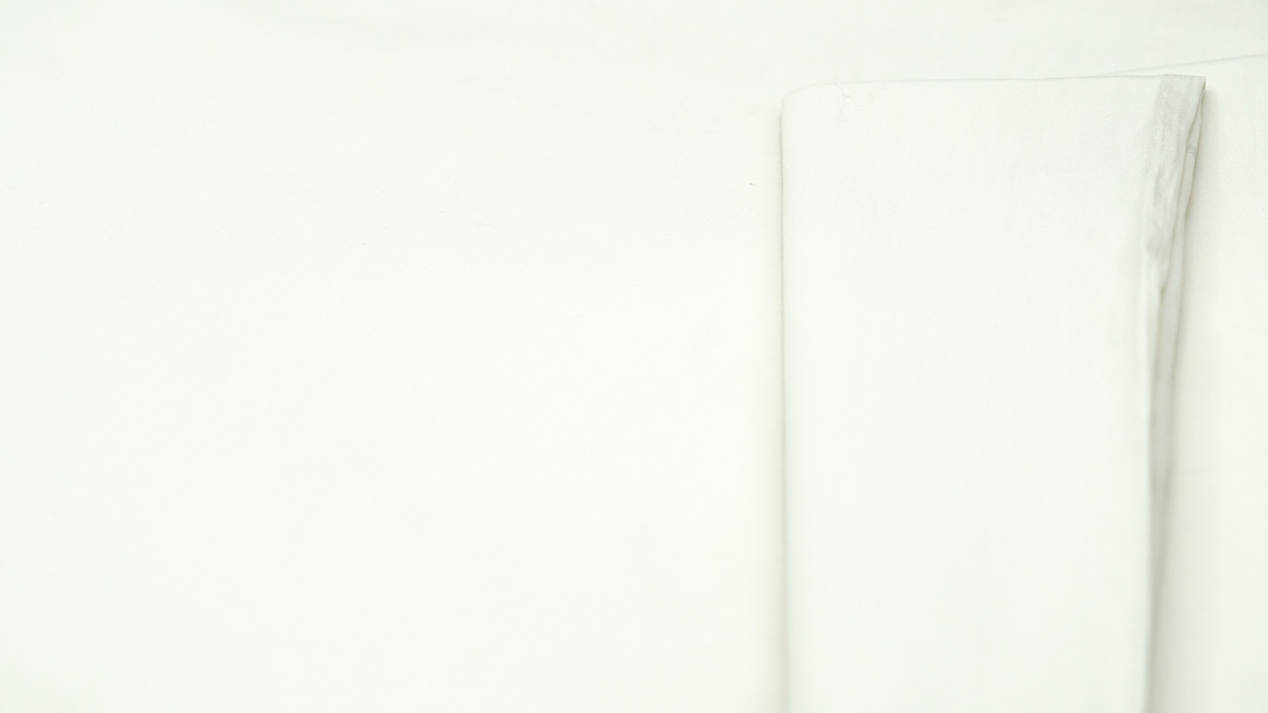 Ivory Color Cotton Satin for Men’s Wear